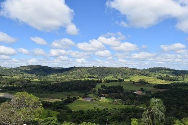 Quels sont les principes et les bénéfices de l'écotourisme en camping pour des vacances responsables ?
