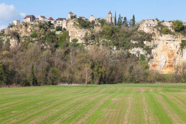 Découvrez les campings du Lot pour vos vacances